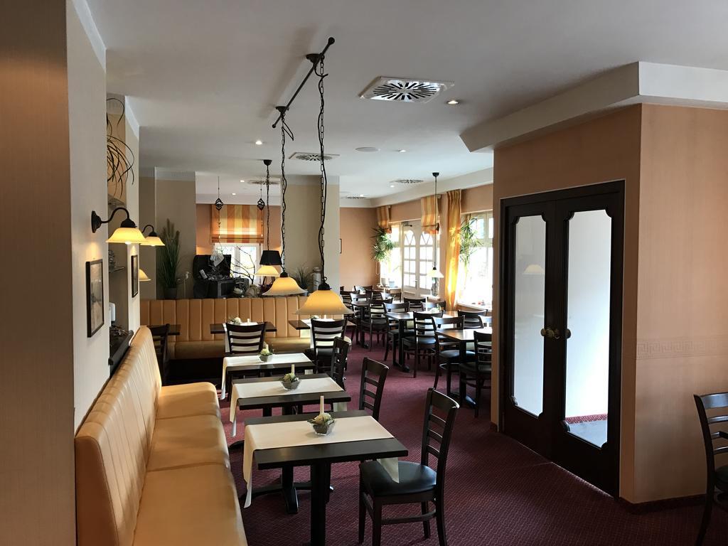 Hotel Waldperle กราล-มือริทซ์ ภายนอก รูปภาพ